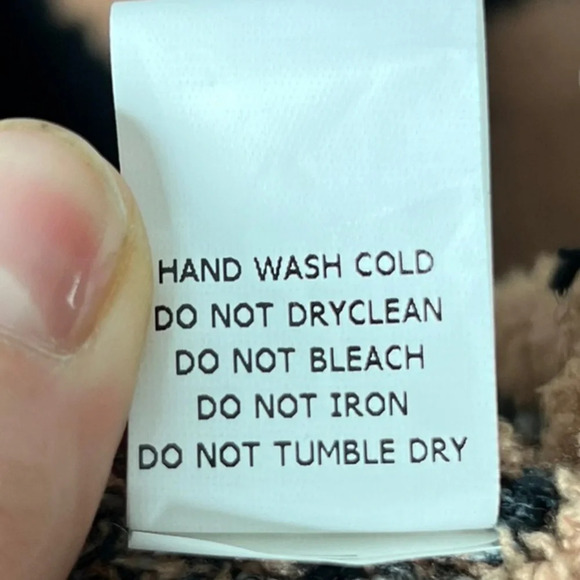 Davi & Dani • Aztec One Button Cardigan - Picture 9 of 9